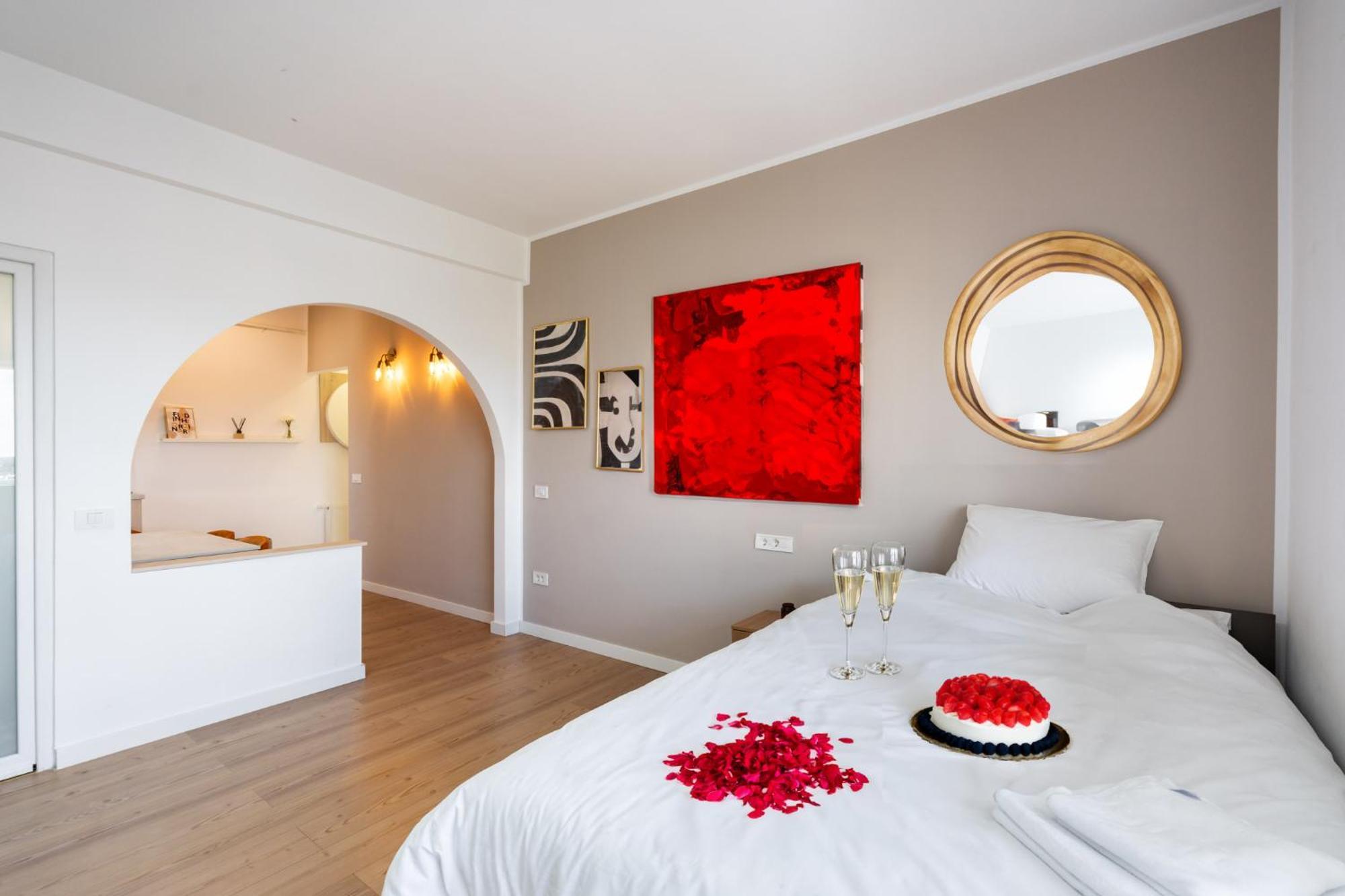 Sunset - Luxury Studio On Calea Victoriei Bucarest Esterno foto