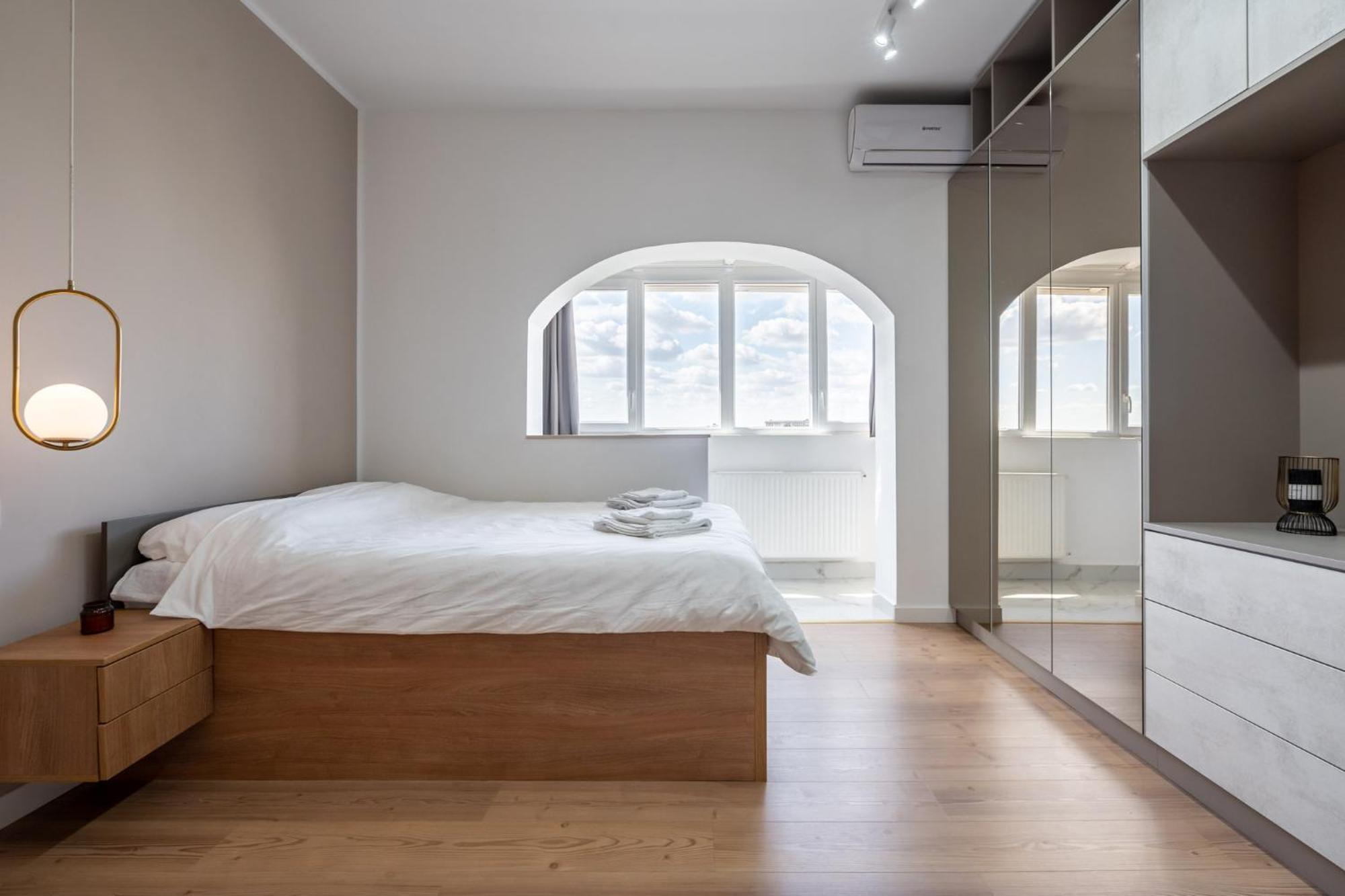 Sunset - Luxury Studio On Calea Victoriei Bucarest Esterno foto